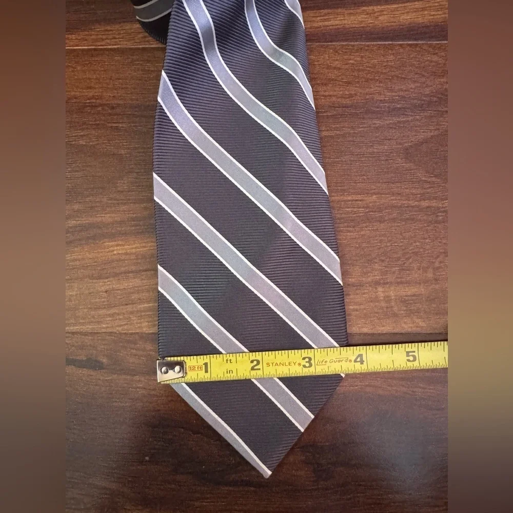 BROOKS BROTHERS “346” Classic All Silk Dark and Light Gray Formal Repp Tie
